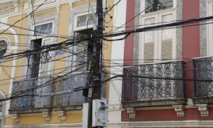 Cabeamento aéreo ou subterrâneo